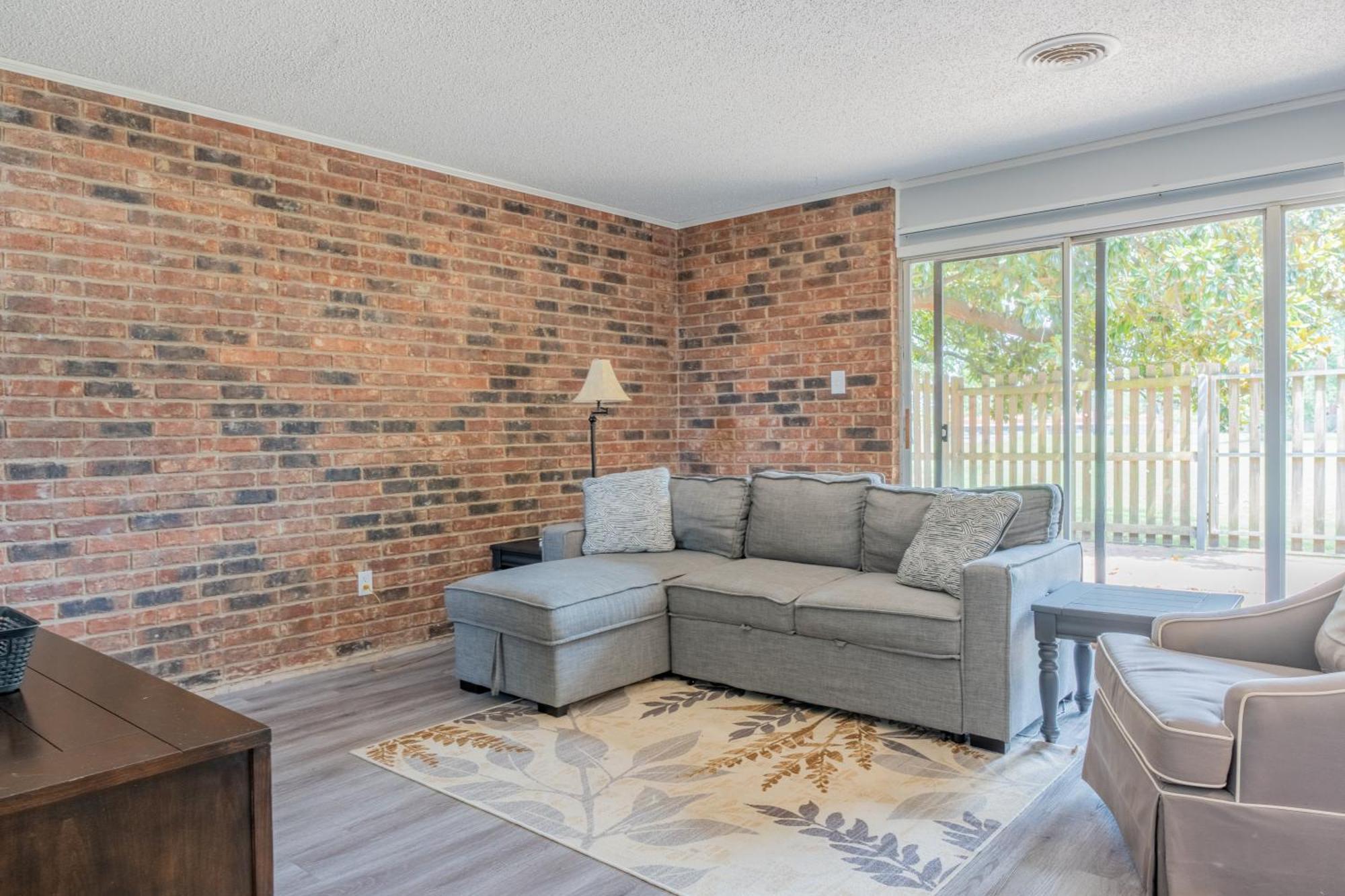 Willow Way: Cozy Retreat Apartment Fort Smith